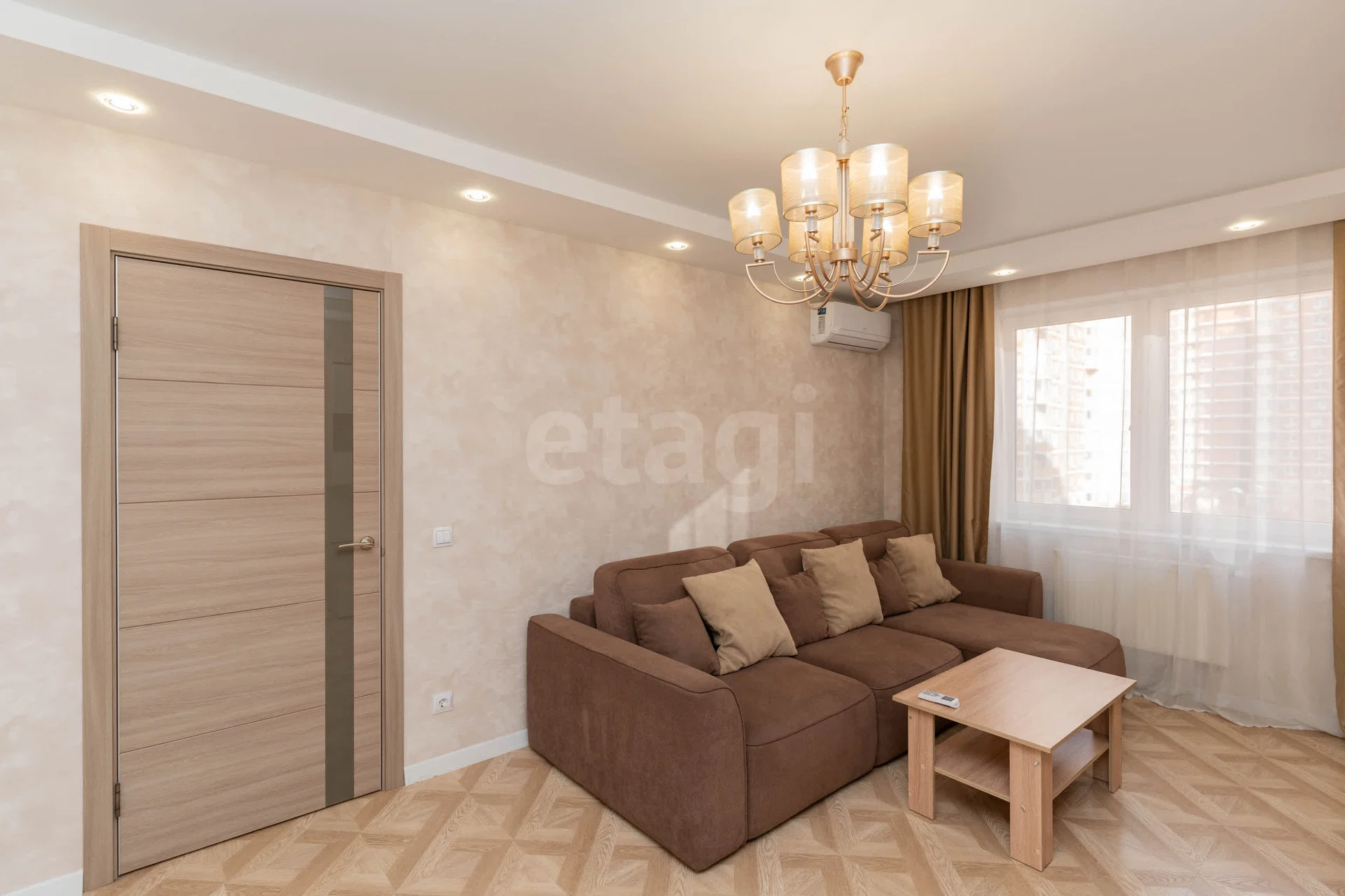 2-к квартира, 57.8м² (улица им. Героя Сарабеева В.И., 7) - миниатюра 3