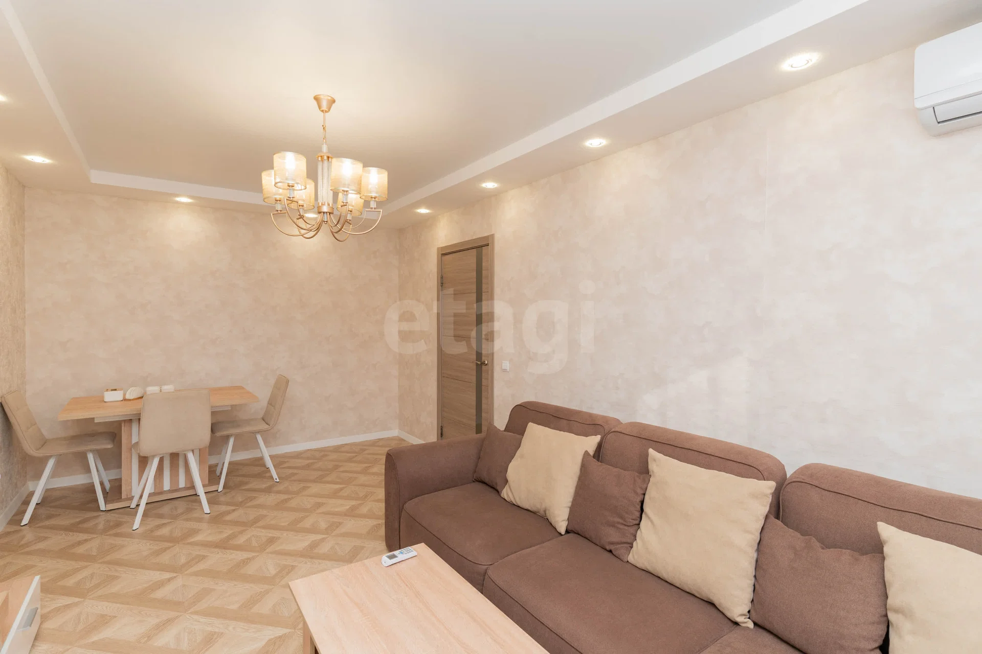 2-к квартира, 57.8м² (улица им. Героя Сарабеева В.И., 7) - миниатюра 4