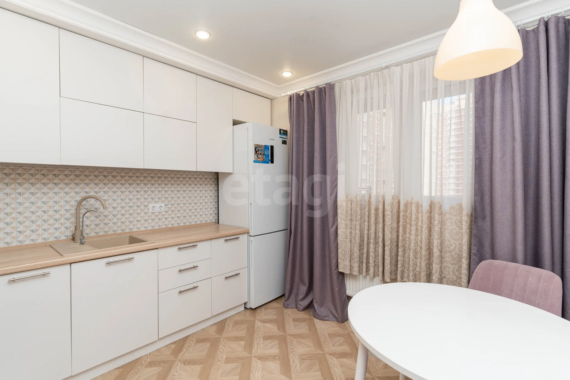 2-к квартира, 57.8м² (улица им. Героя Сарабеева В.И., 7) - миниатюра 8