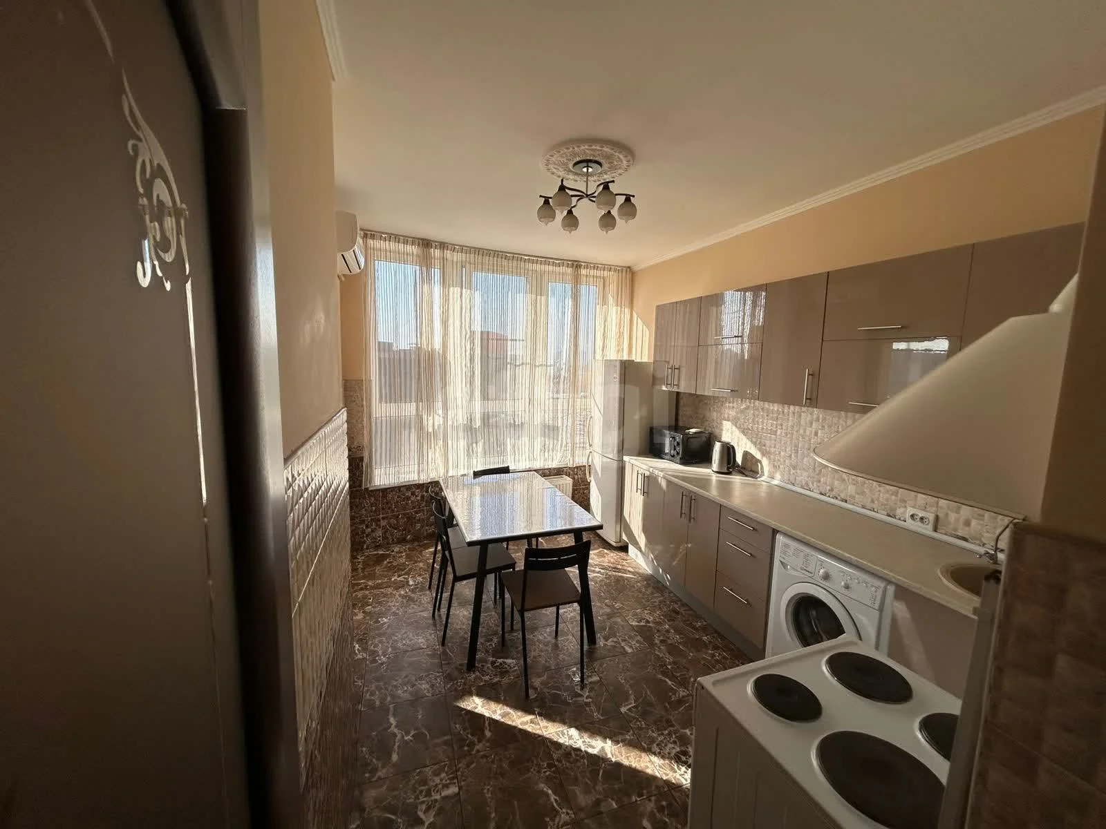 3-к квартира, 90м² (улица Леонида Лаврова, 8к1ск1) - миниатюра 2