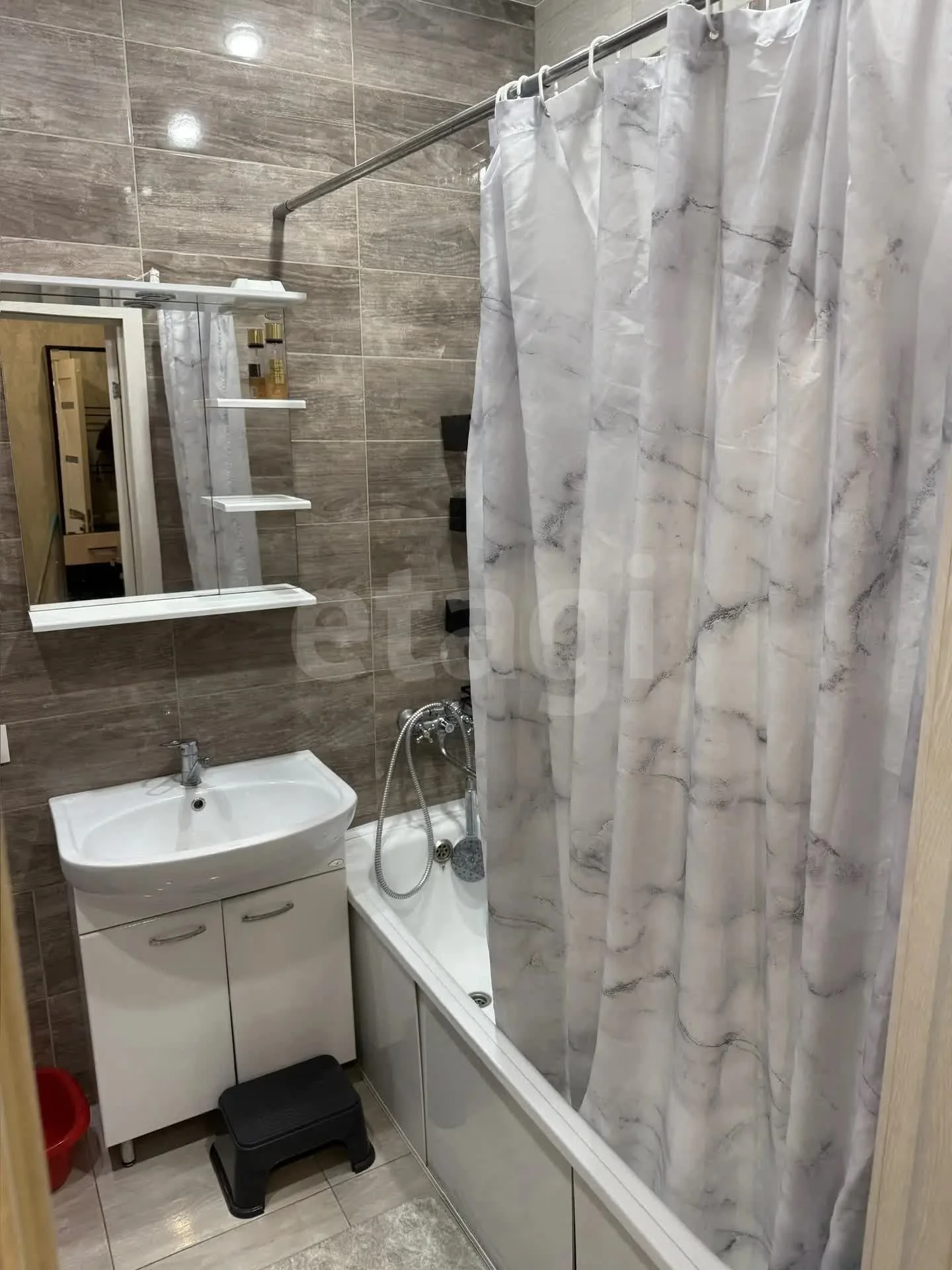 1-к квартира, 41м² (улица имени Героя Николая Шевелёва, 2) - миниатюра 16