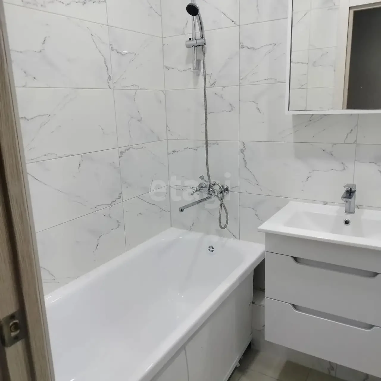1-к квартира, 28.2м² (улица Генерал-лейтенанта Александра Сапрунова, 37) - миниатюра 3