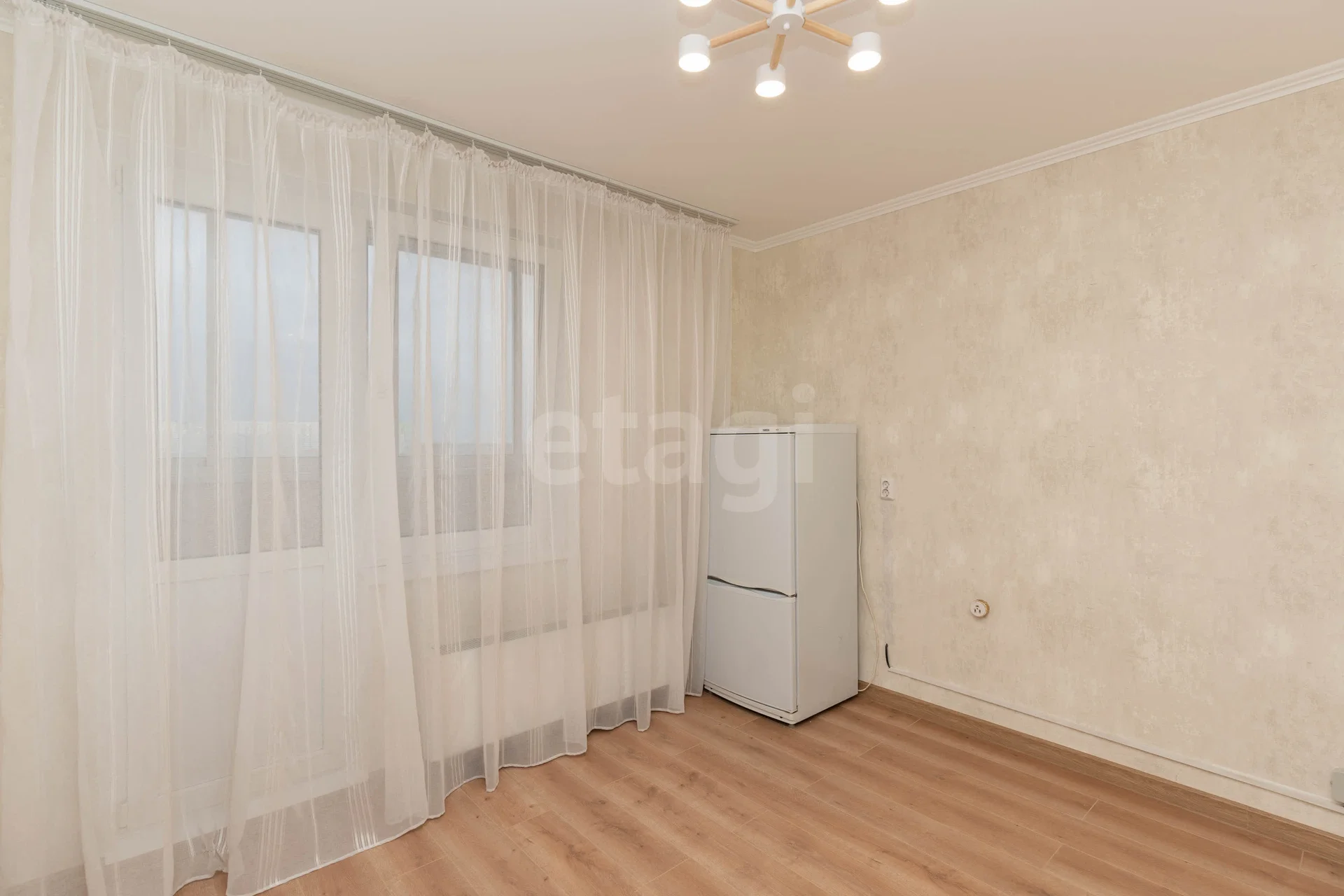 1-к квартира, 37.6м² (улица Генерала Трошева, 33) - миниатюра 3