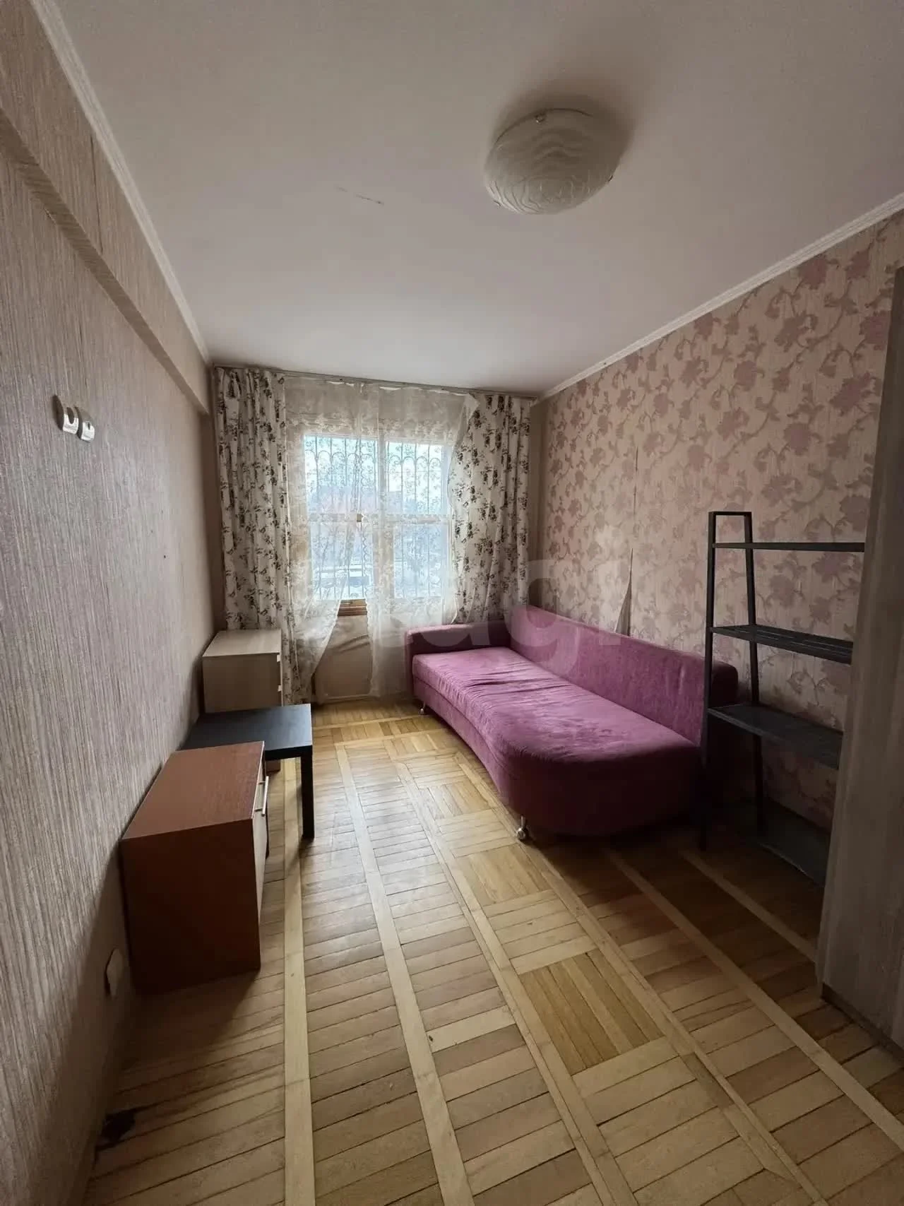 3-к квартира, 40м² (Московская улица, 54) - миниатюра 3