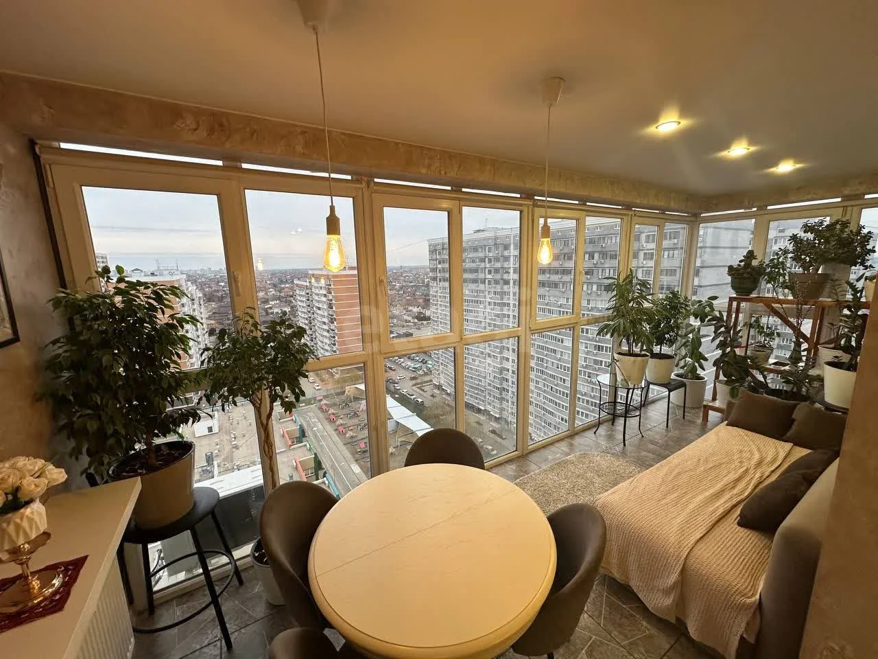 2-к квартира, 48.8м² (улица Цезаря Куникова, 24к1) - миниатюра 4