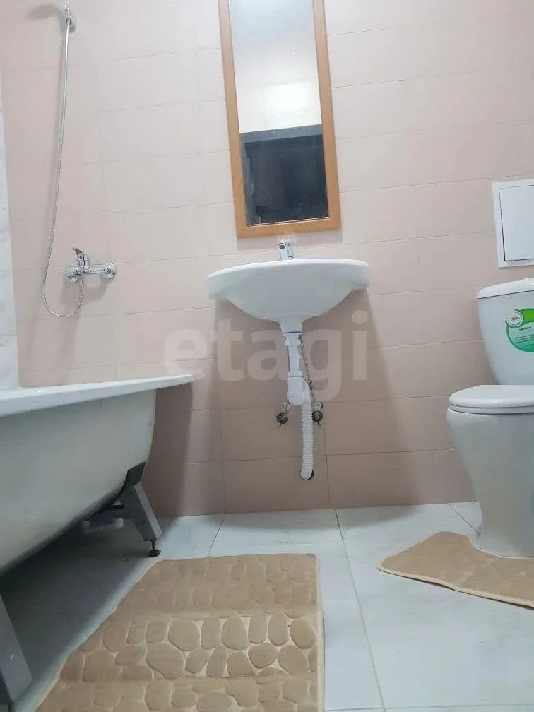 1-к квартира, 36.4м² (улица Генерала Петрова, 35) - миниатюра 5