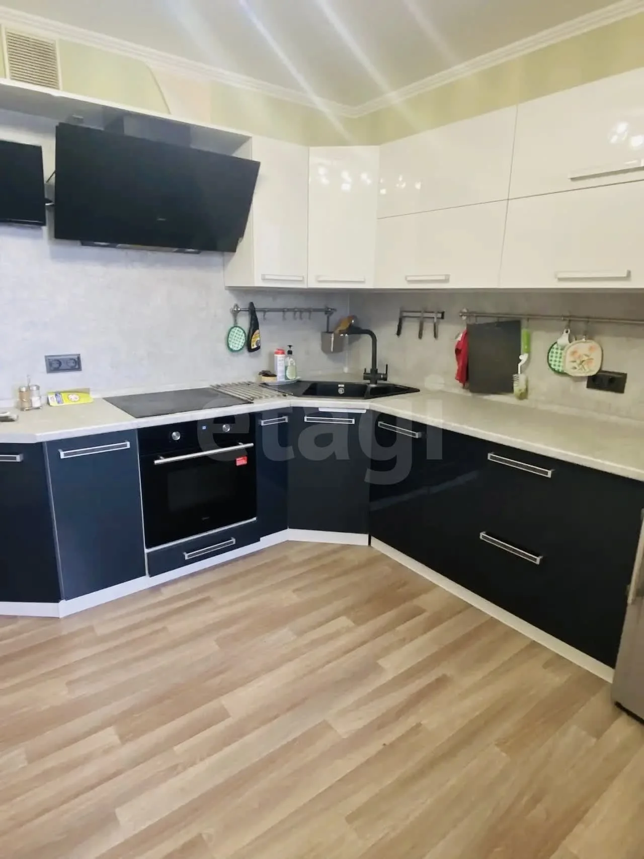 2-к квартира, 56.4м² (улица имени Чехова, 4) - миниатюра 3
