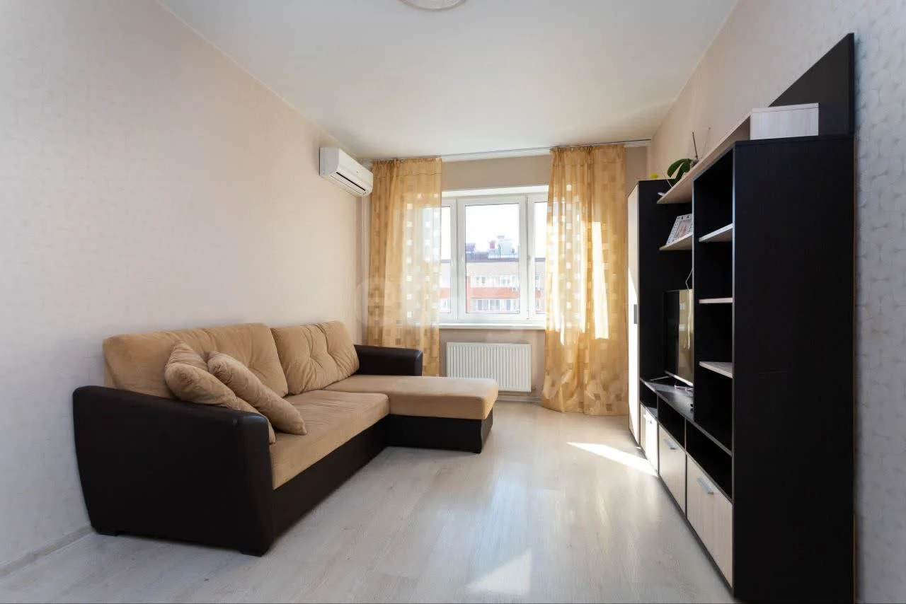 1-к квартира, 35.3м² (улица имени Героя Николая Шевелёва, 5) - миниатюра 2