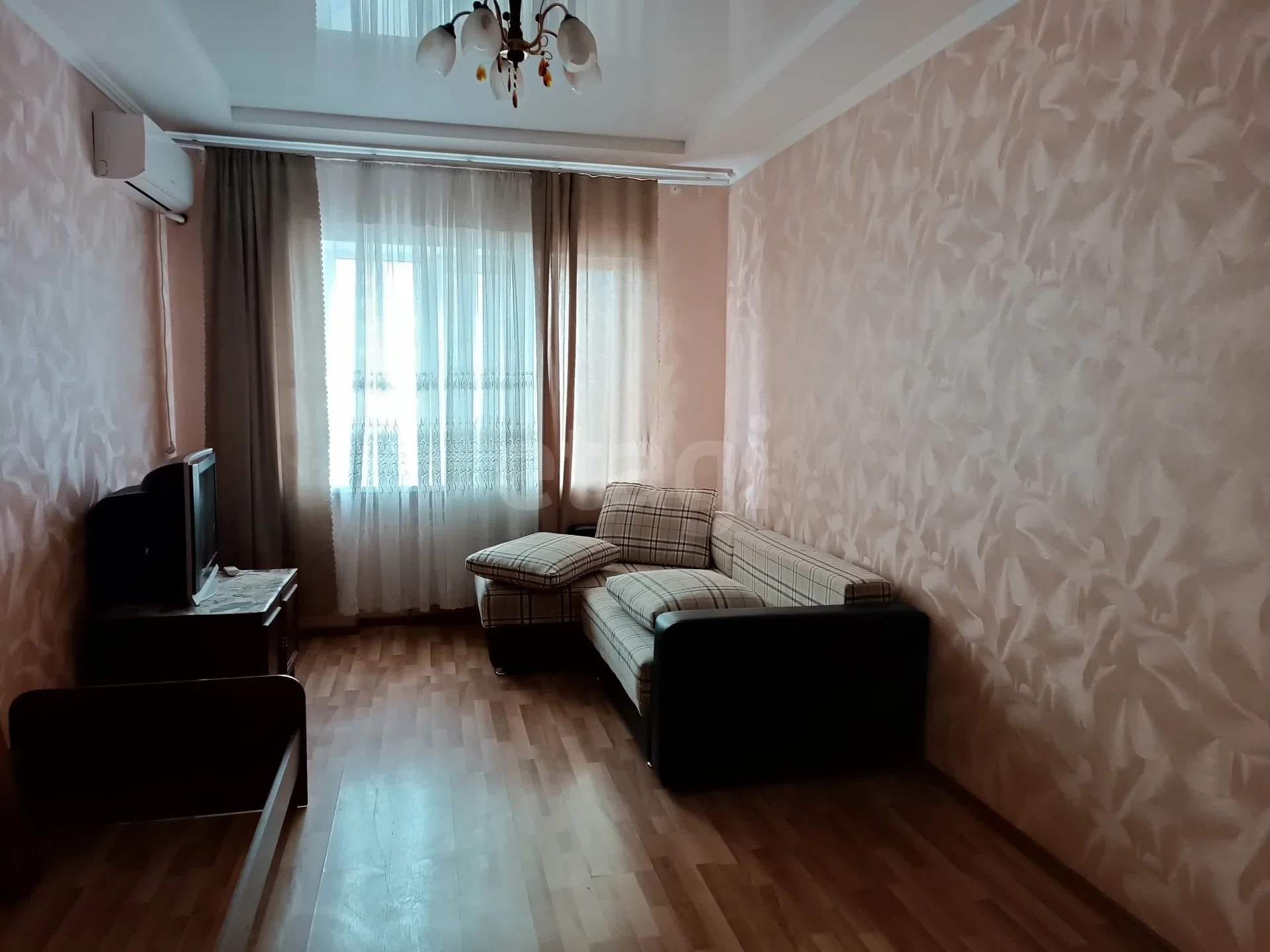 1-к квартира, 41.7м² (улица Гагарина, 148к2) - миниатюра 2