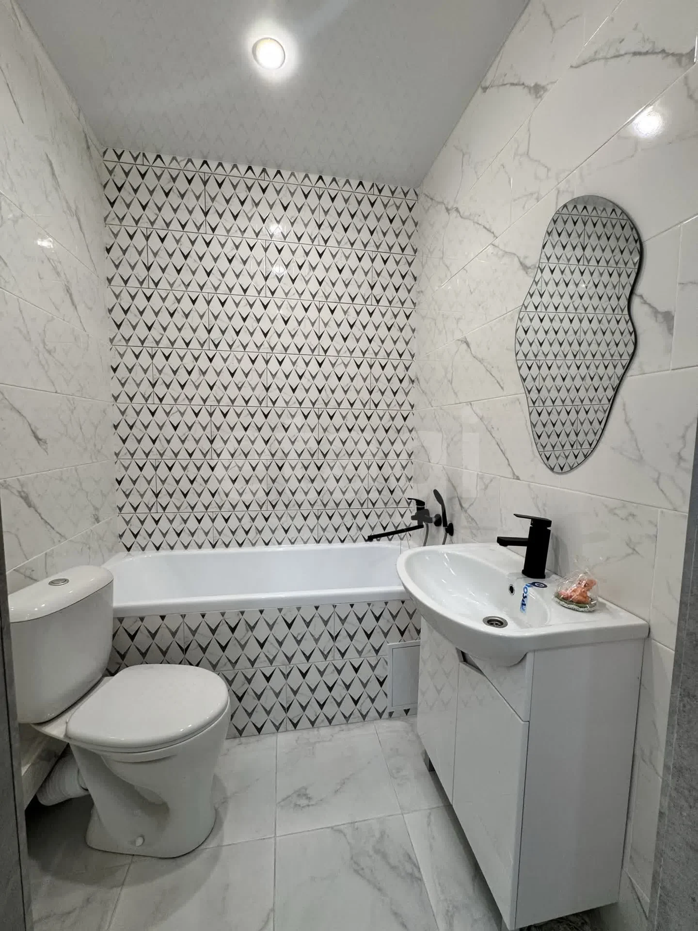Студия, 24.2м² (улица Лётчика Позднякова, 2к17) - миниатюра 9