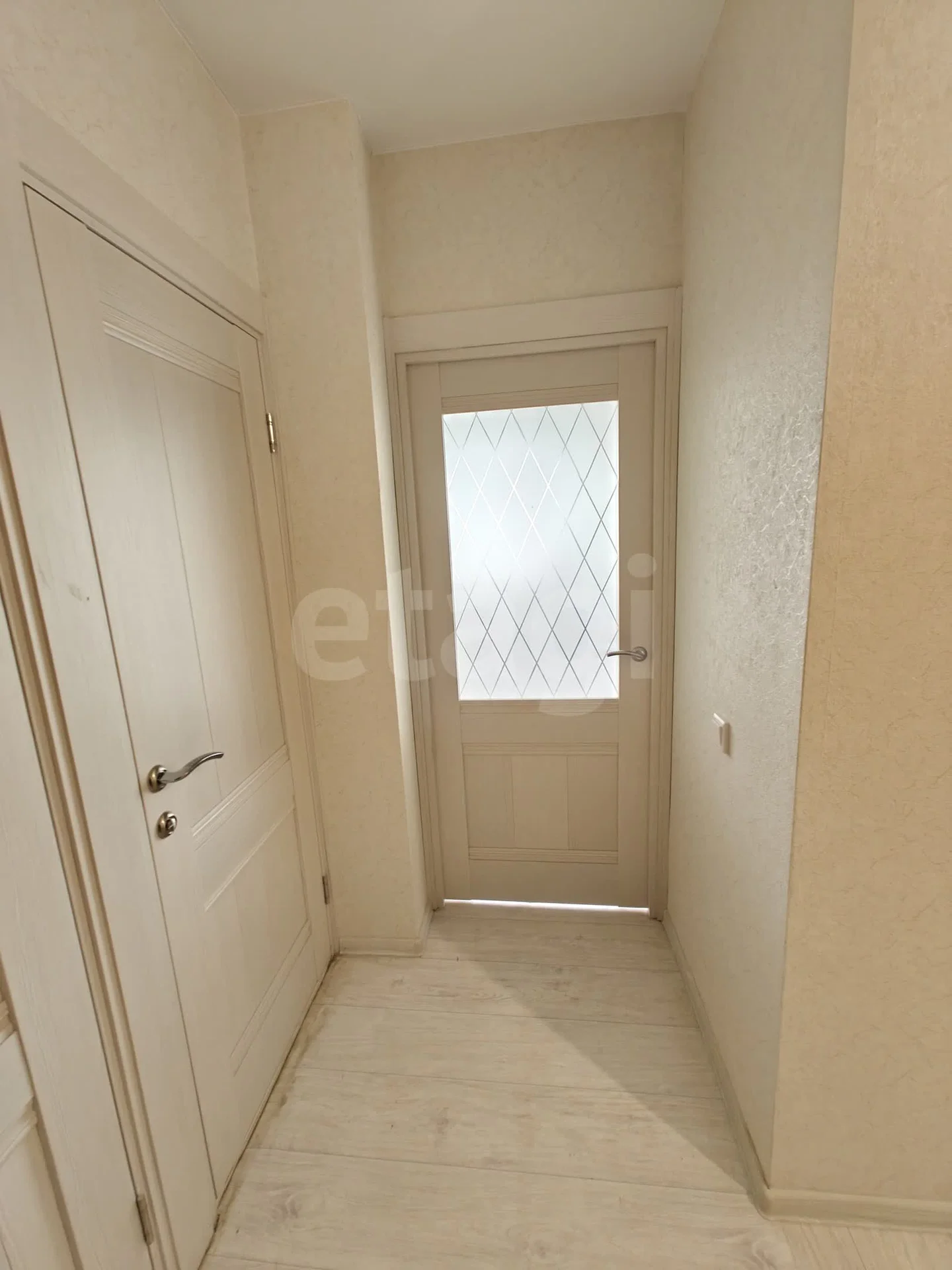 2-к квартира, 53.5м² (улица имени Героя Советского Союза Якова Кобзаря, 2) - миниатюра 14