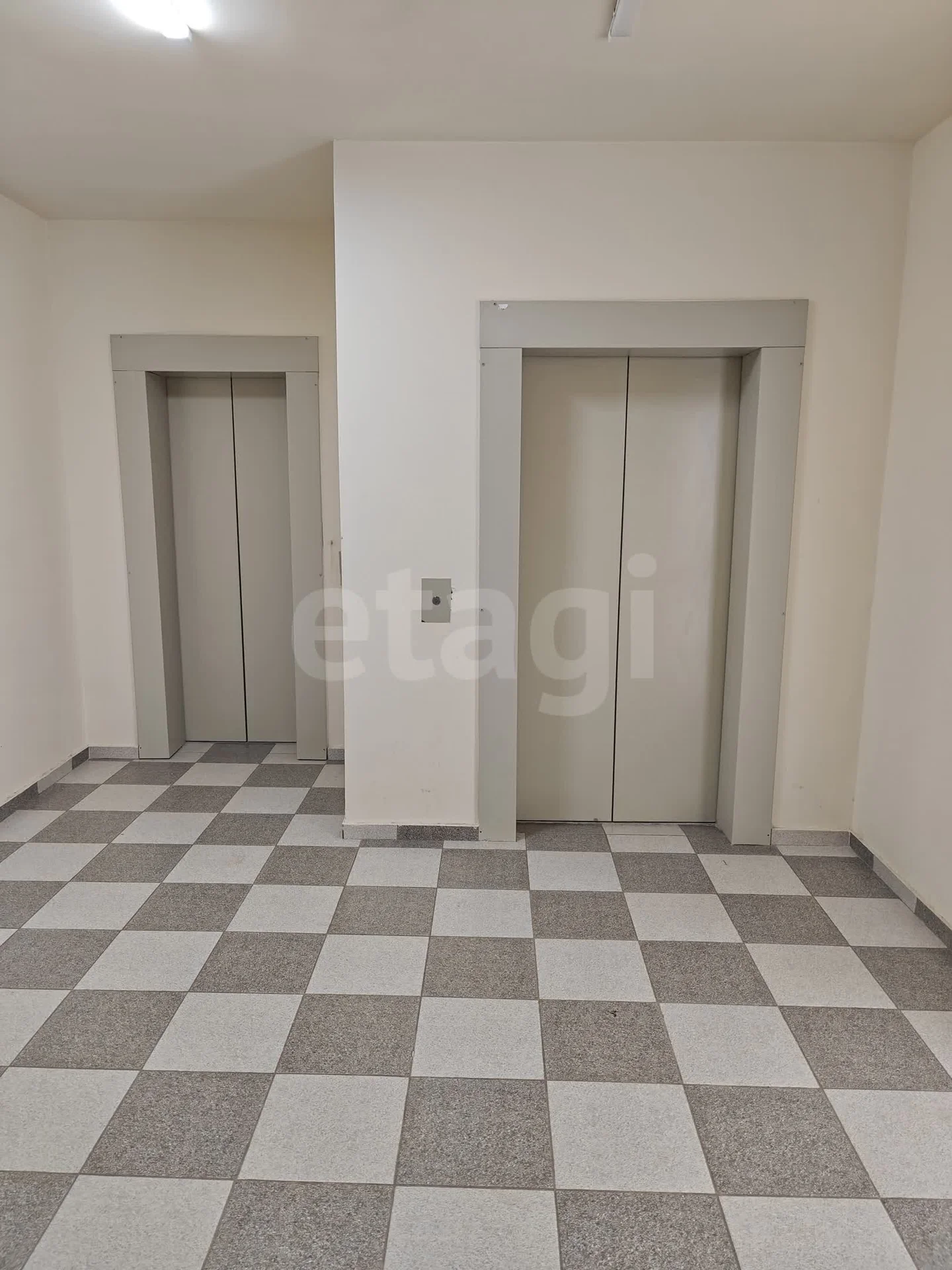 2-к квартира, 53.5м² (улица имени Героя Советского Союза Якова Кобзаря, 2) - миниатюра 16