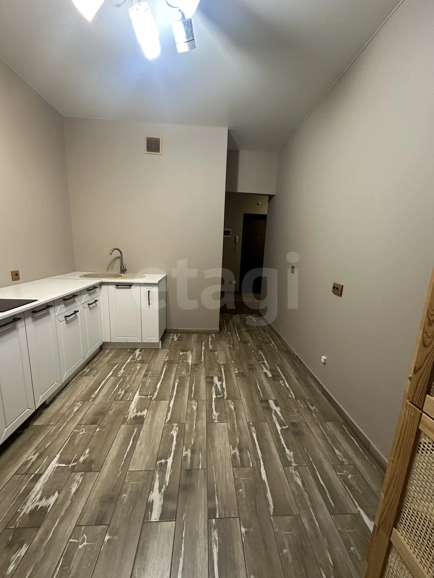 1-к квартира, 38.7м² (улица Леонида Лаврова, 8к1) - миниатюра 3