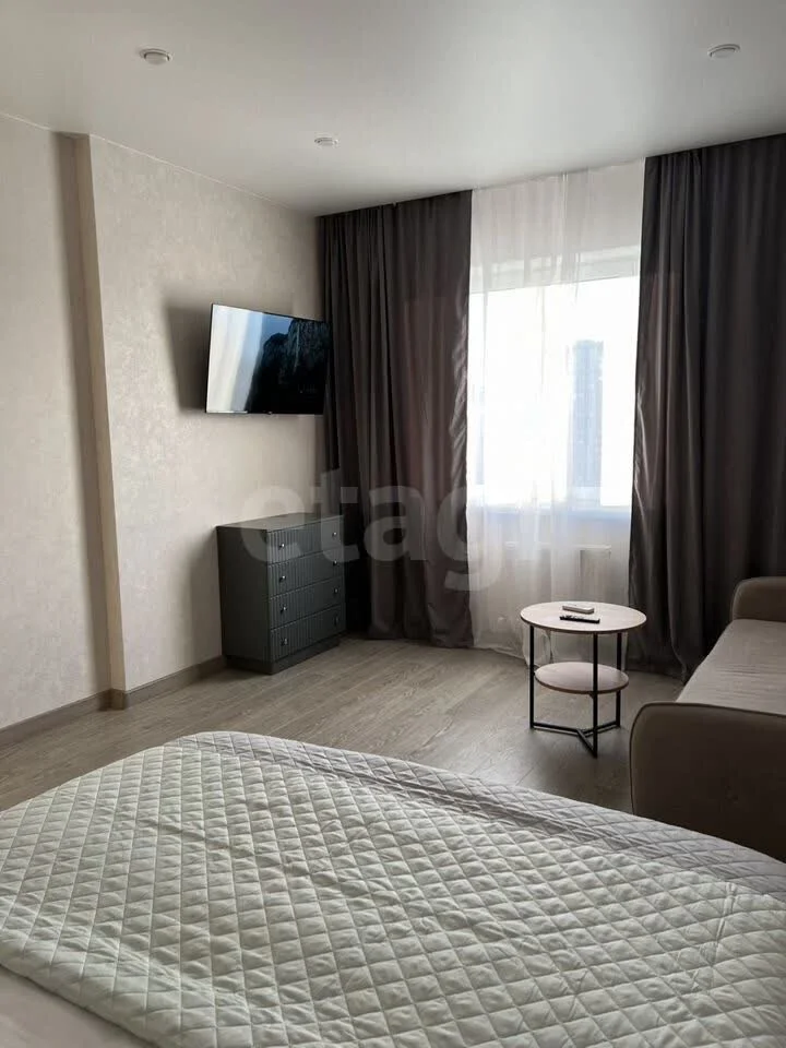 1-к квартира, 40.6м² (улица имени Героя Георгия Бочарникова, 8) - миниатюра 3