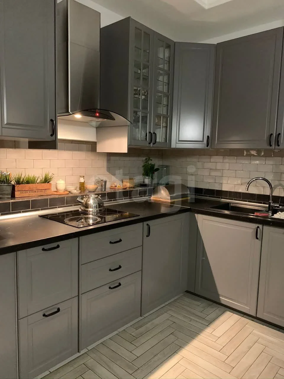 3-к квартира, 180м² (улица Фёдора Лузана, 23) - миниатюра 7