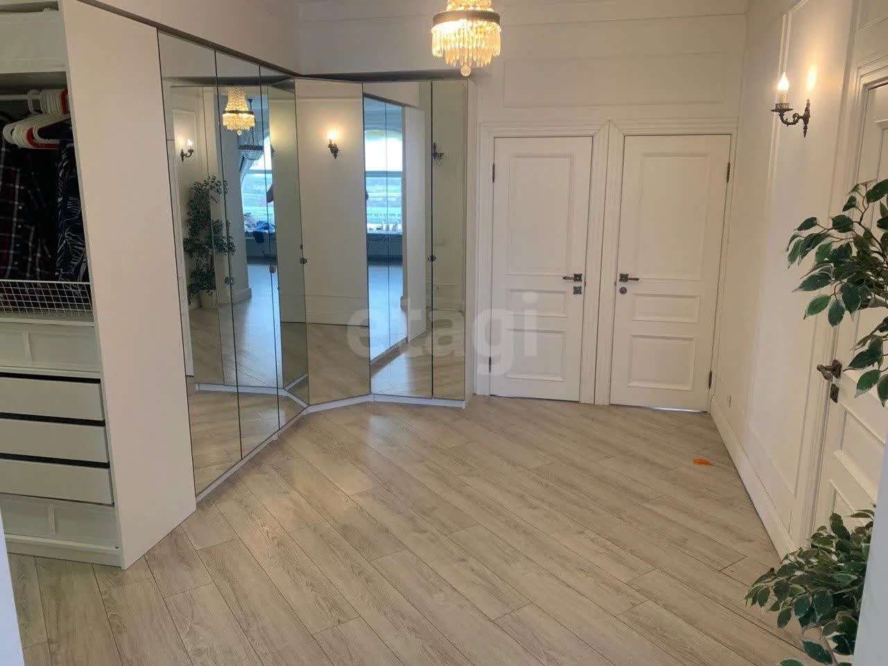3-к квартира, 180м² (улица Фёдора Лузана, 23) - миниатюра 9