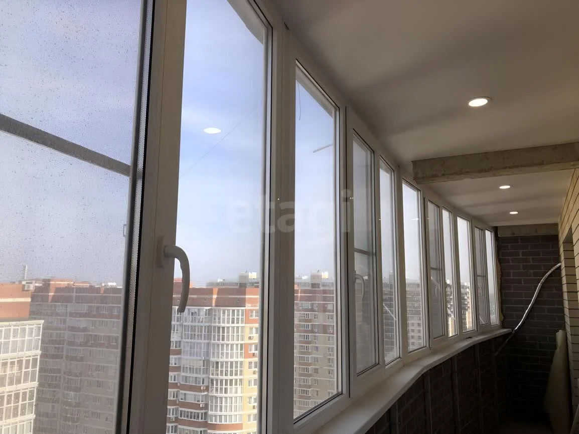 3-к квартира, 79.1м² (улица Петра Метальникова, 40) - миниатюра 3