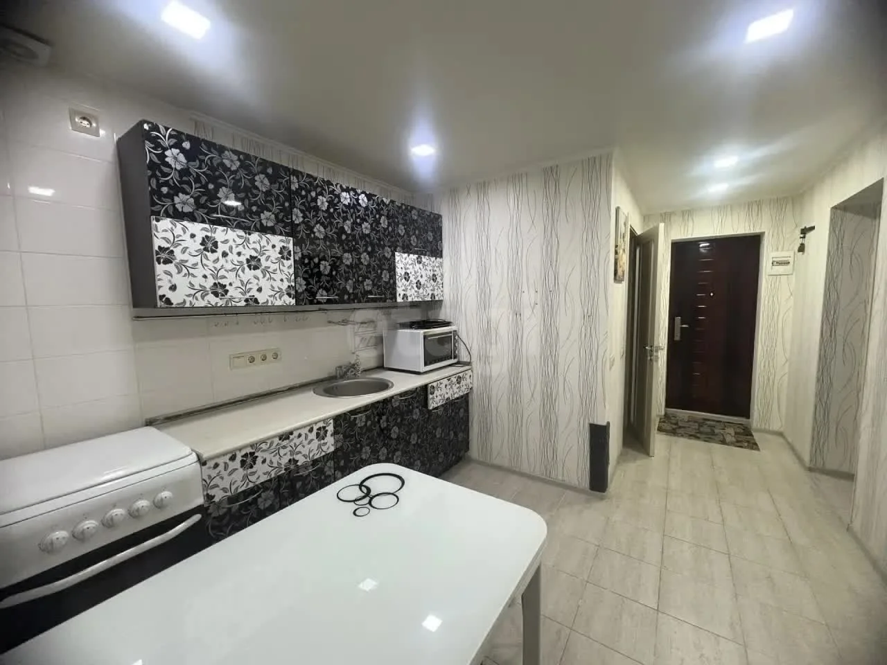 1-к квартира, 28.4м² (улица имени Профессора Малигонова, 14) - миниатюра 3