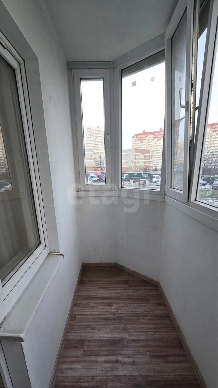 2-к квартира, 79.9м² (улица Героя Владислава Посадского, 53) - миниатюра 5