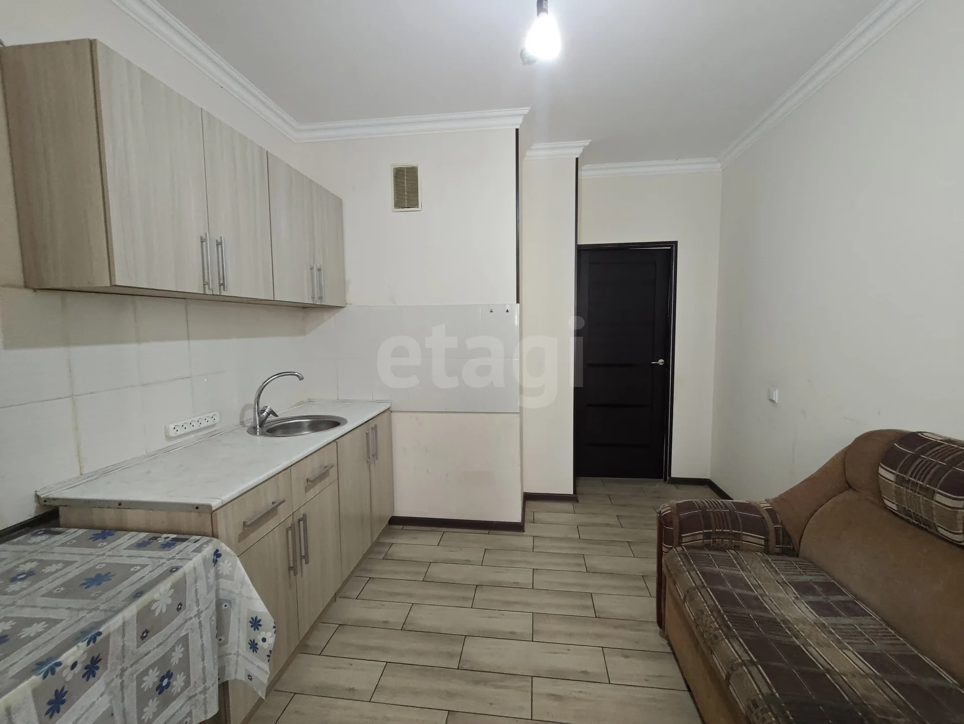 1-к квартира, 36.5м² (улица Цезаря Куникова, 35) - изображение 1