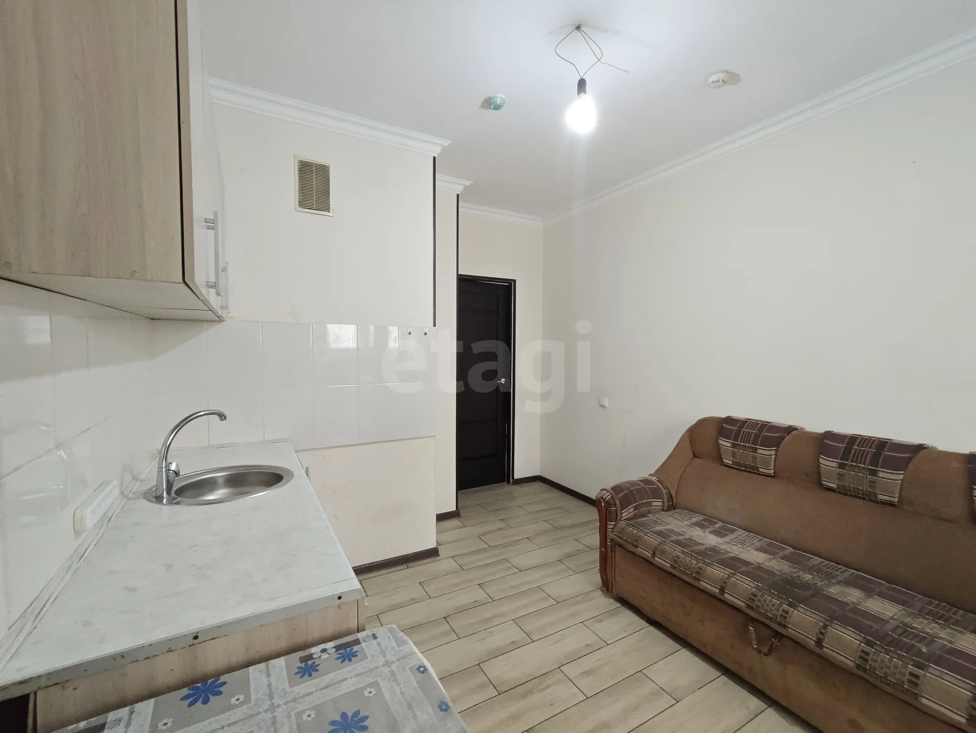 1-к квартира, 36.5м² (улица Цезаря Куникова, 35) - миниатюра 6