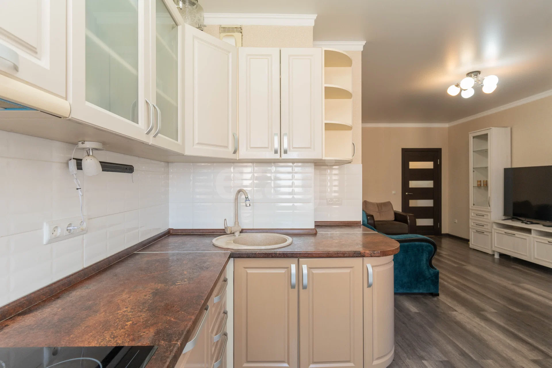2-к квартира, 74.1м² (Командорская улица, 1/2) - миниатюра 8