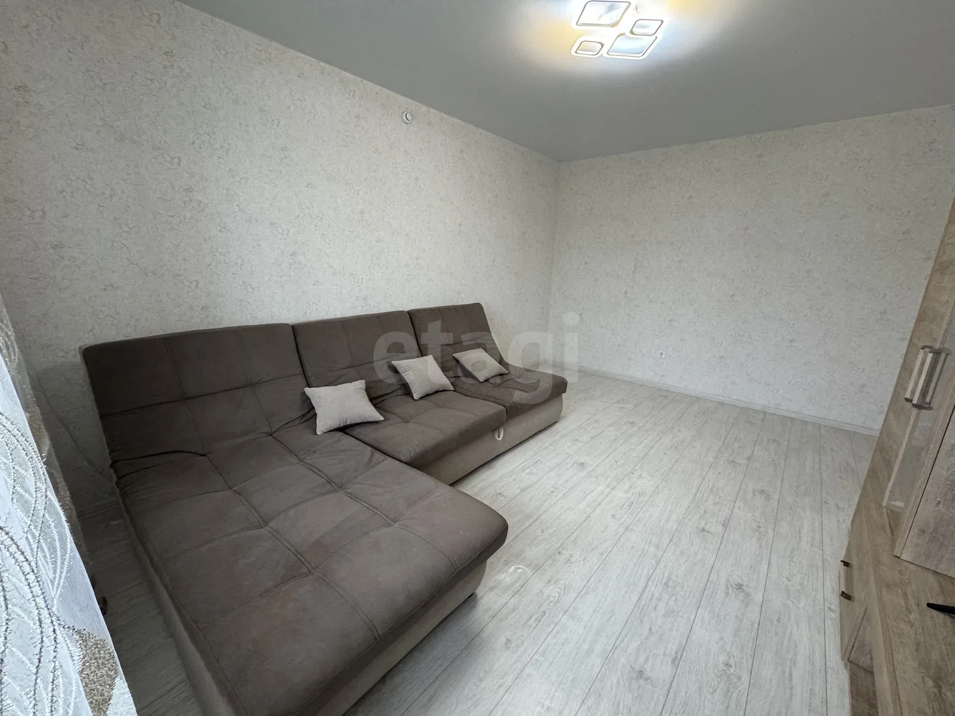 2-к квартира, 52.9м² (улица имени Героя Советского Союза Дмитрия Мирошниченко, 41) - миниатюра 17