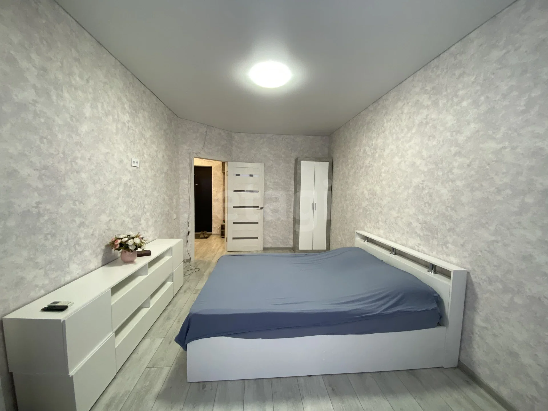 1-к квартира, 37м² (улица им. Героя Яцкова И.В., 19к3) - миниатюра 2