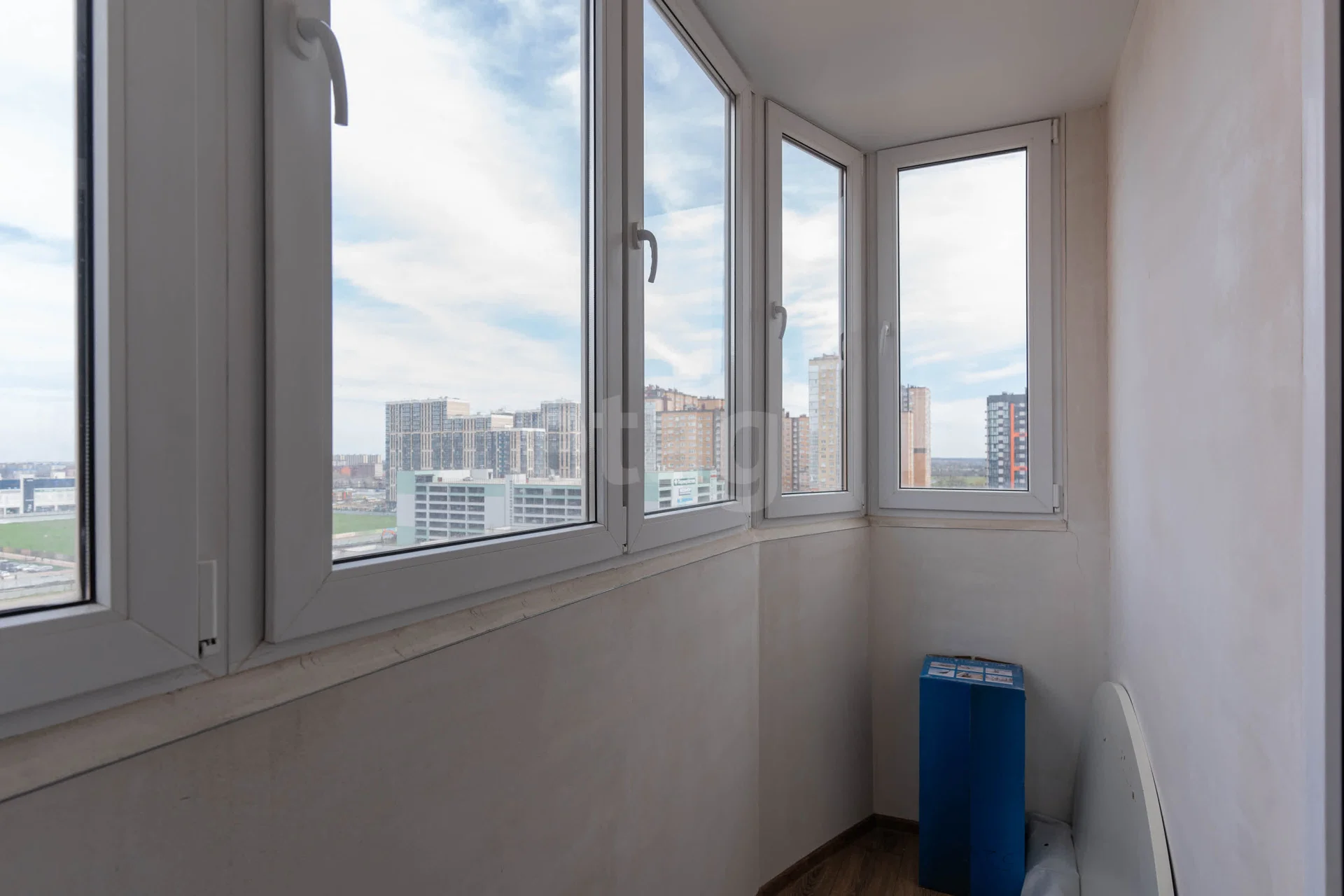 2-к квартира, 56.3м² (улица имени Героя Николая Шевелёва, 5) - миниатюра 10