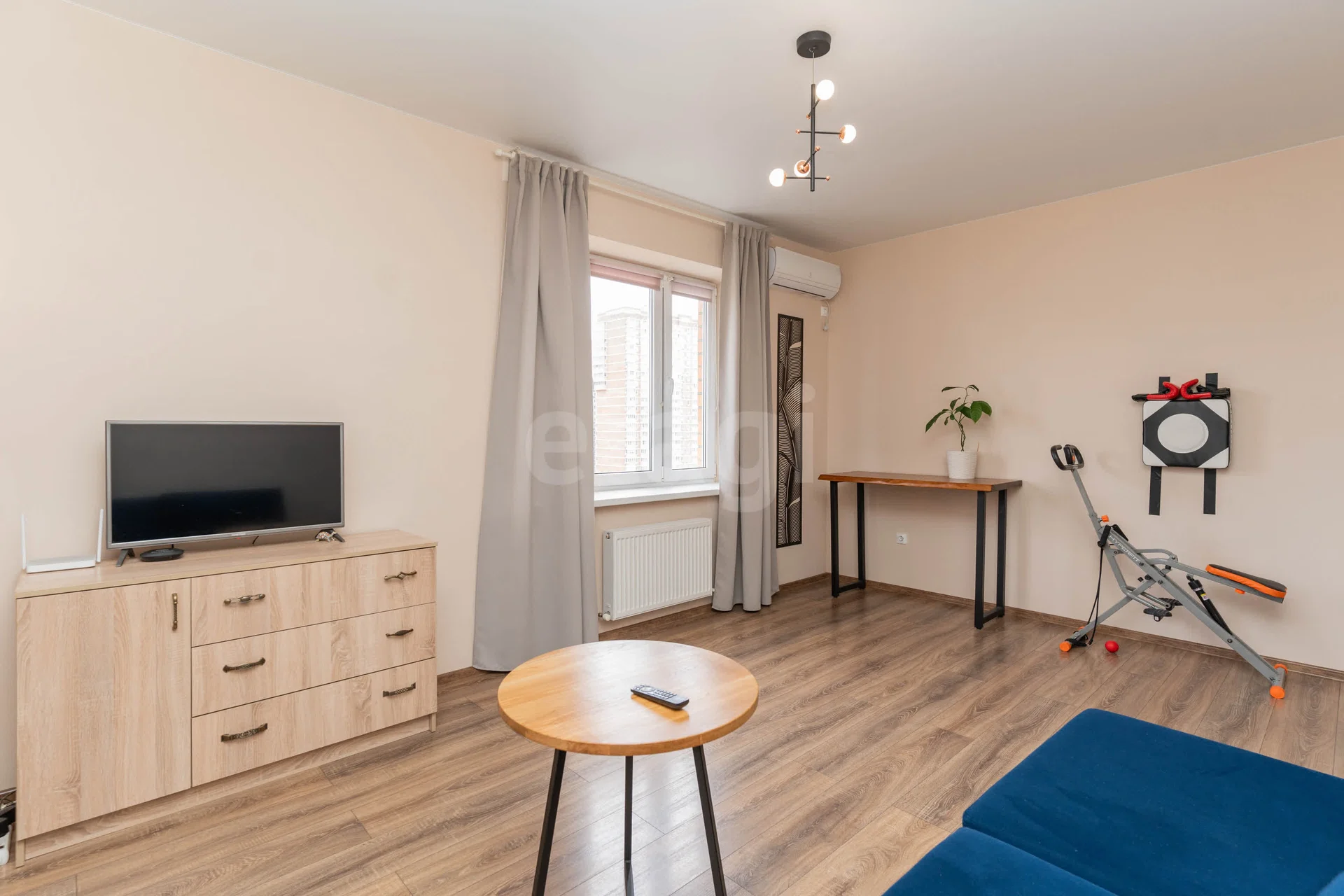 2-к квартира, 56.3м² (улица имени Героя Николая Шевелёва, 5) - миниатюра 9