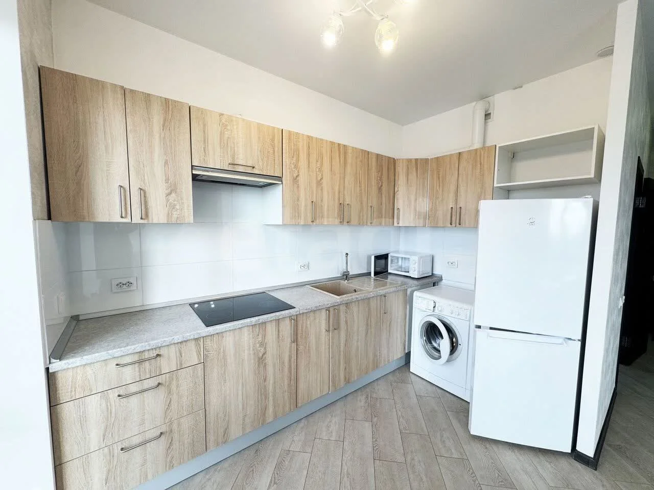 1-к квартира, 37м² (улица Димитрова, 202) - изображение 1