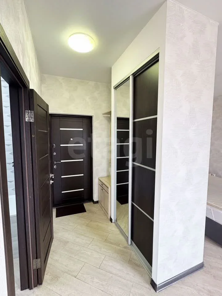 1-к квартира, 37м² (улица Димитрова, 202) - миниатюра 8