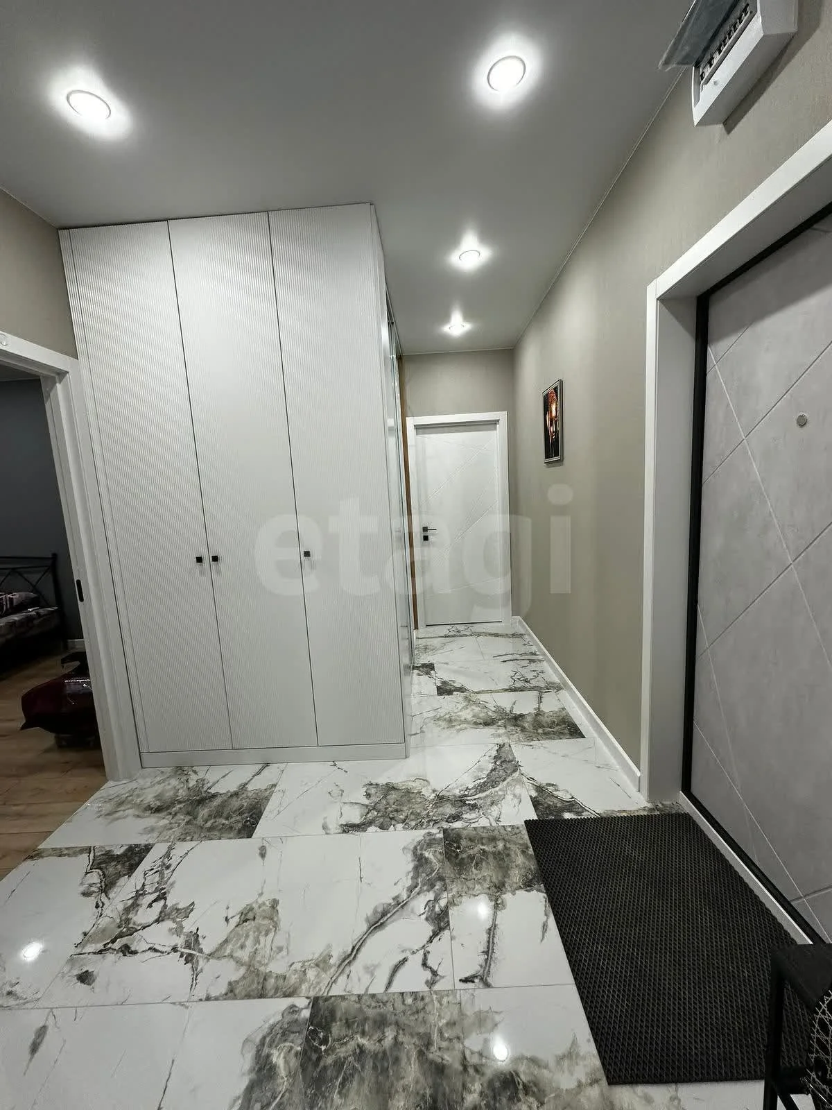 2-к квартира, 51.8м² (улица имени Героя Николая Шевелёва, 17) - миниатюра 12