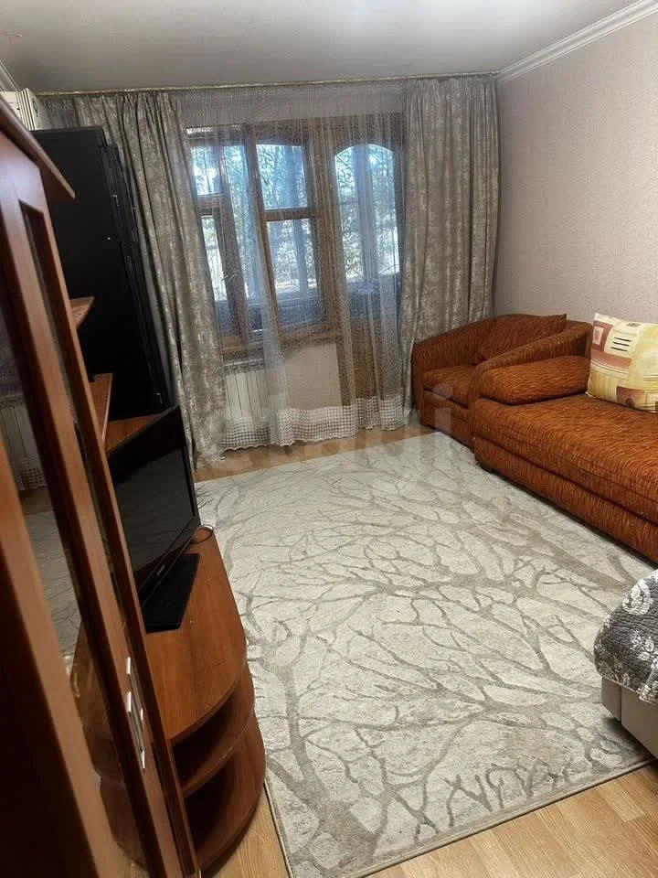 2-к квартира, 51.7м² (Школьная улица, 17) - миниатюра 3