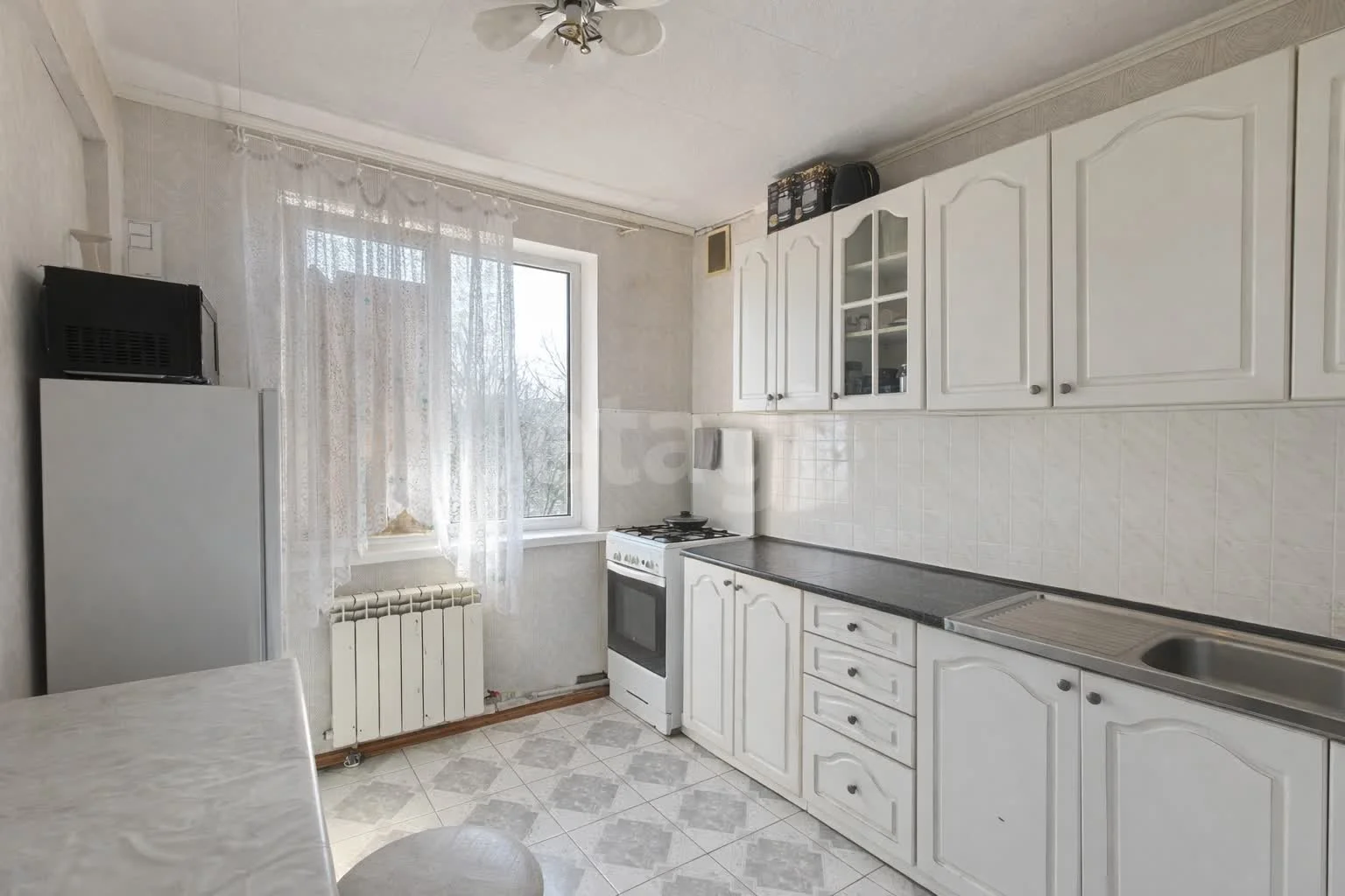 2-к квартира, 48.2м² (улица Айвазовского, 104) - изображение 1