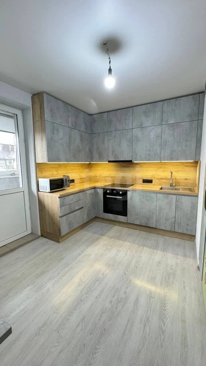 2-к квартира, 57.6м² (улица Лётчика Позднякова, 2к1) - миниатюра 4