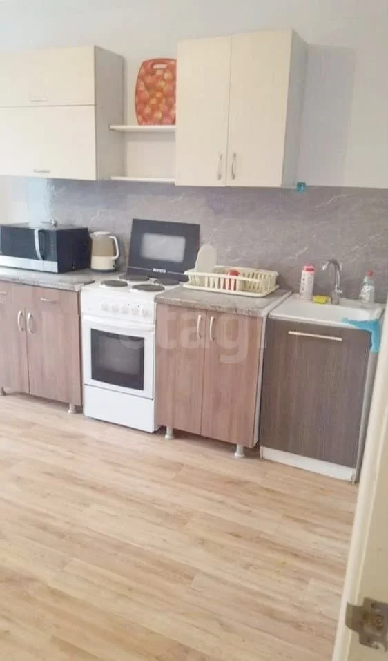 2-к квартира, 65м² (улица им. Героя Яцкова И.В., 28) - миниатюра 3