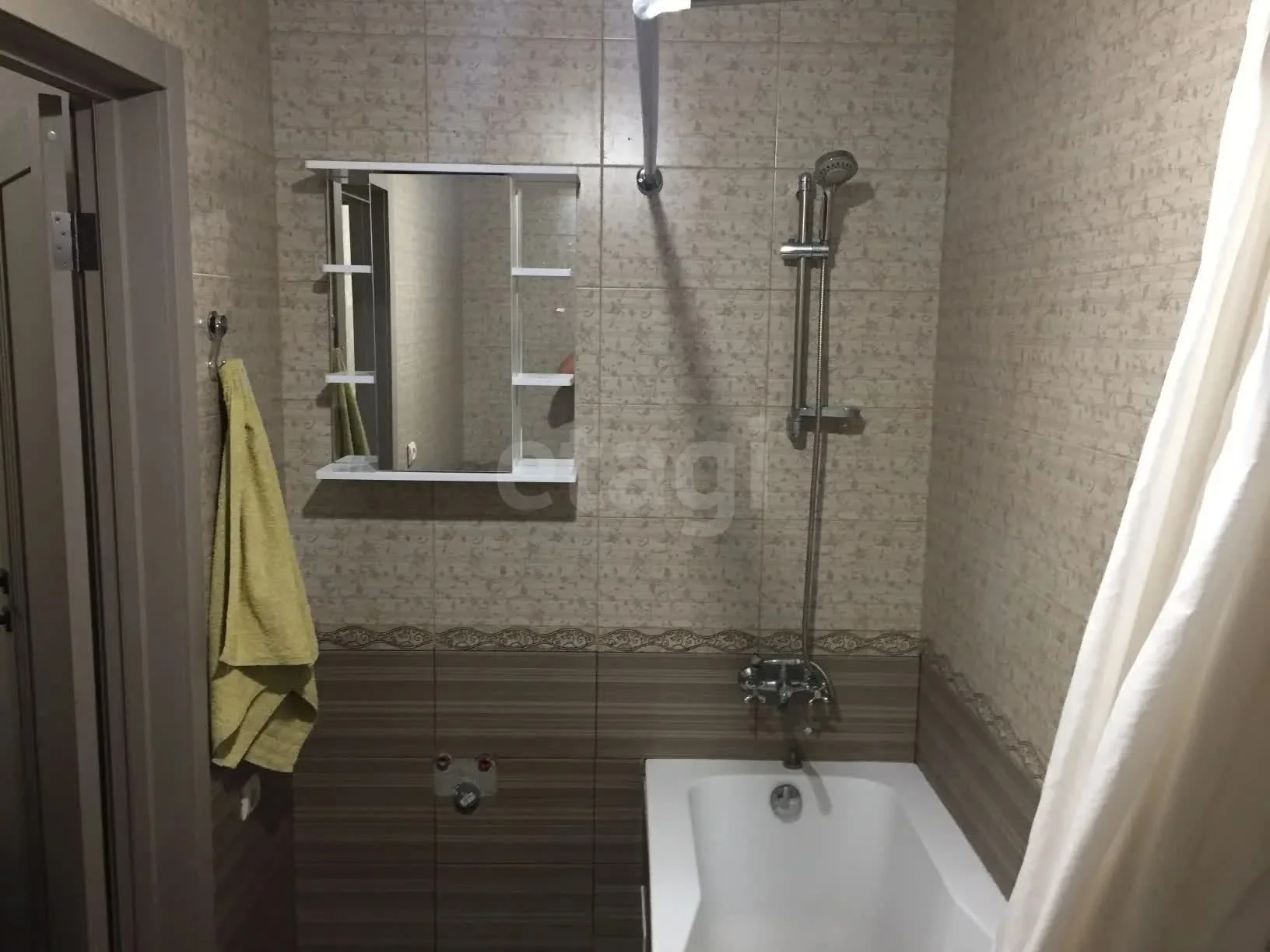 2-к квартира, 60.5м² (Командорская улица, 1/3) - миниатюра 8