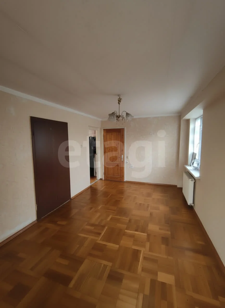 2-к квартира, 43.8м² (улица Яна Полуяна, 42) - миниатюра 2