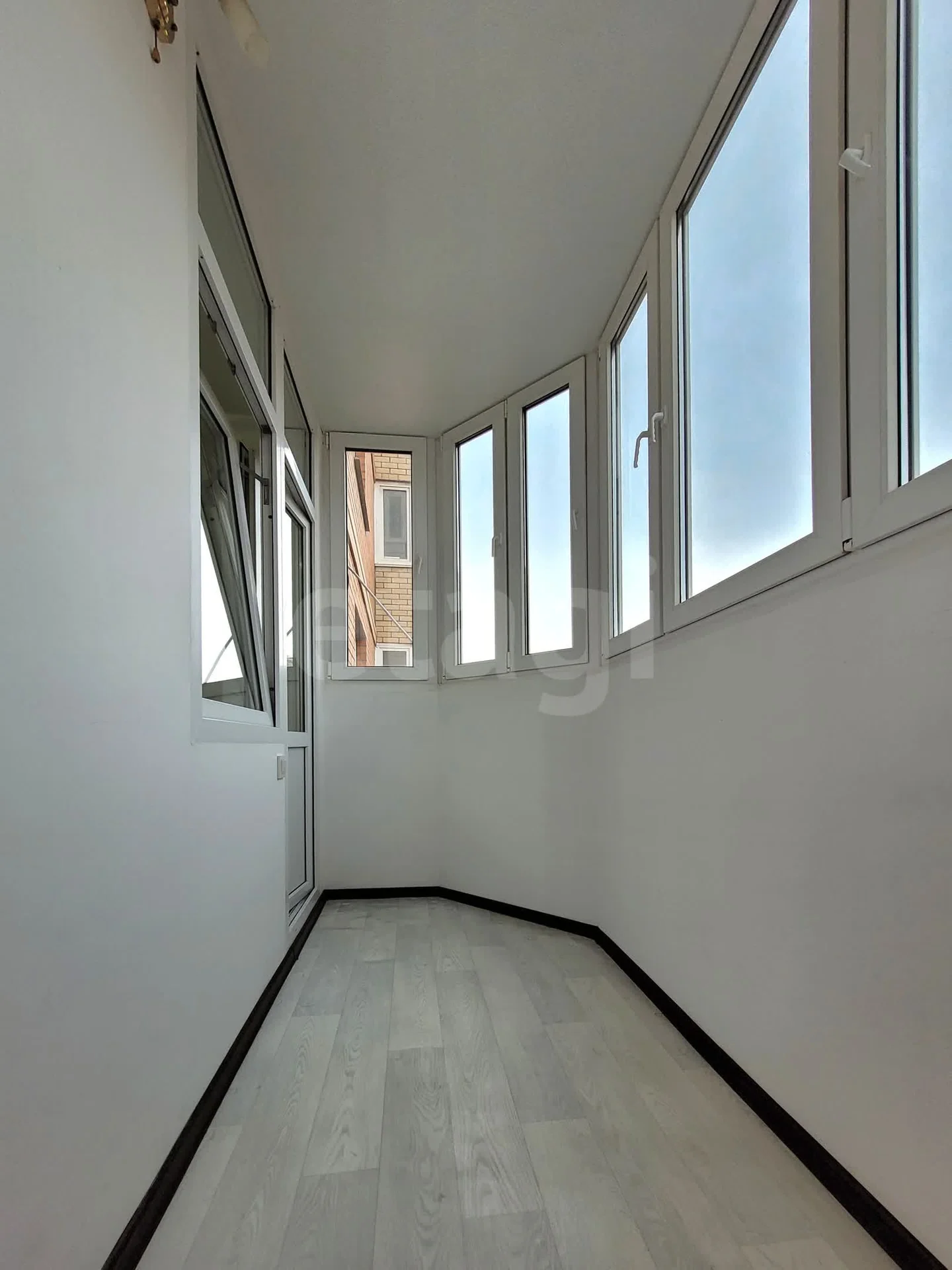 Студия, 24.9м² (улица им. Героя Яцкова И.В., 17) - миниатюра 10