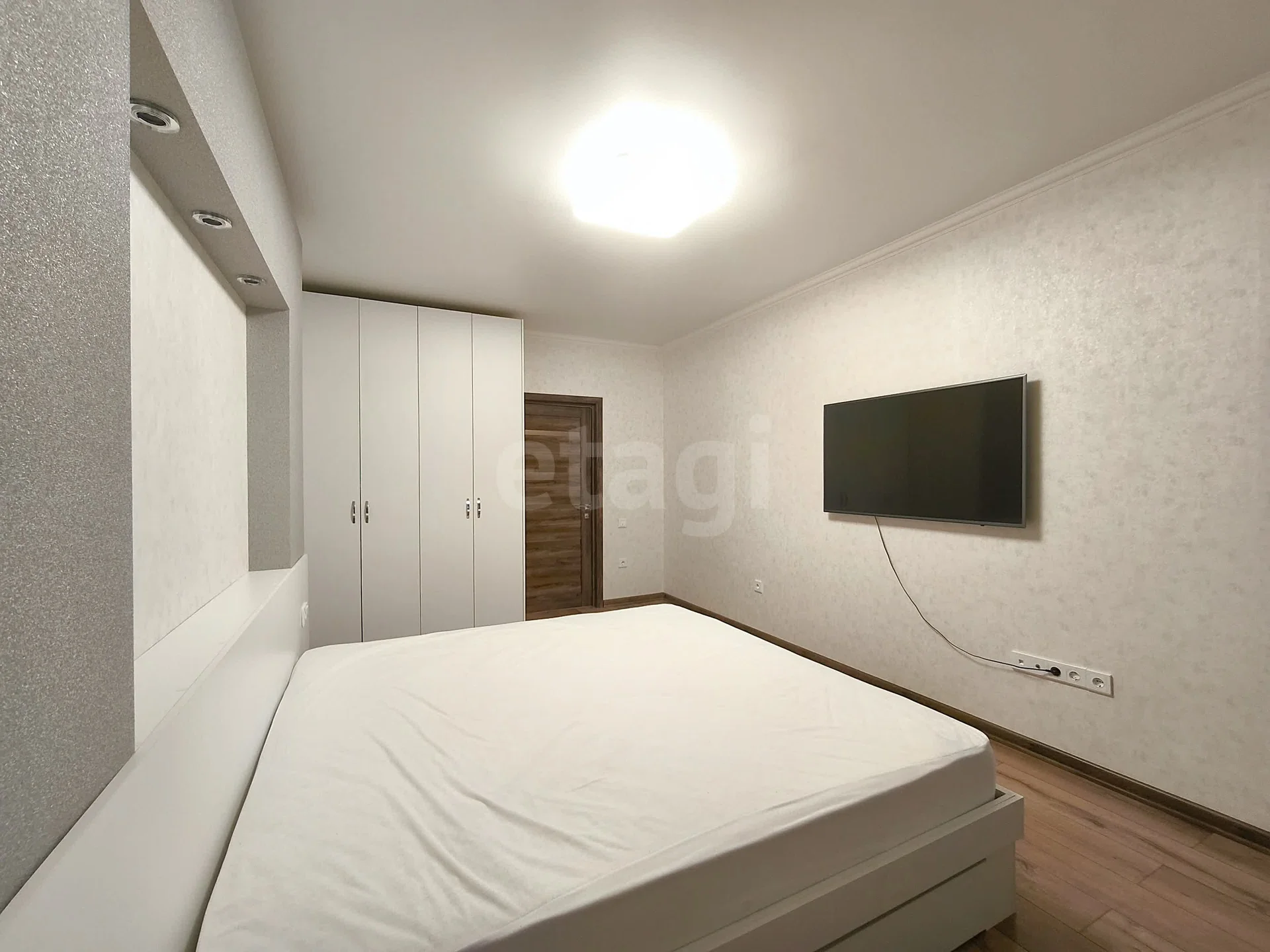 2-к квартира, 66.4м² (Гаражная улица, 107) - миниатюра 14