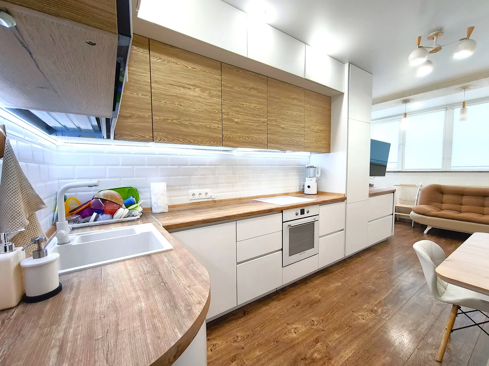 2-к квартира, 66.4м² (Гаражная улица, 107) - миниатюра 2