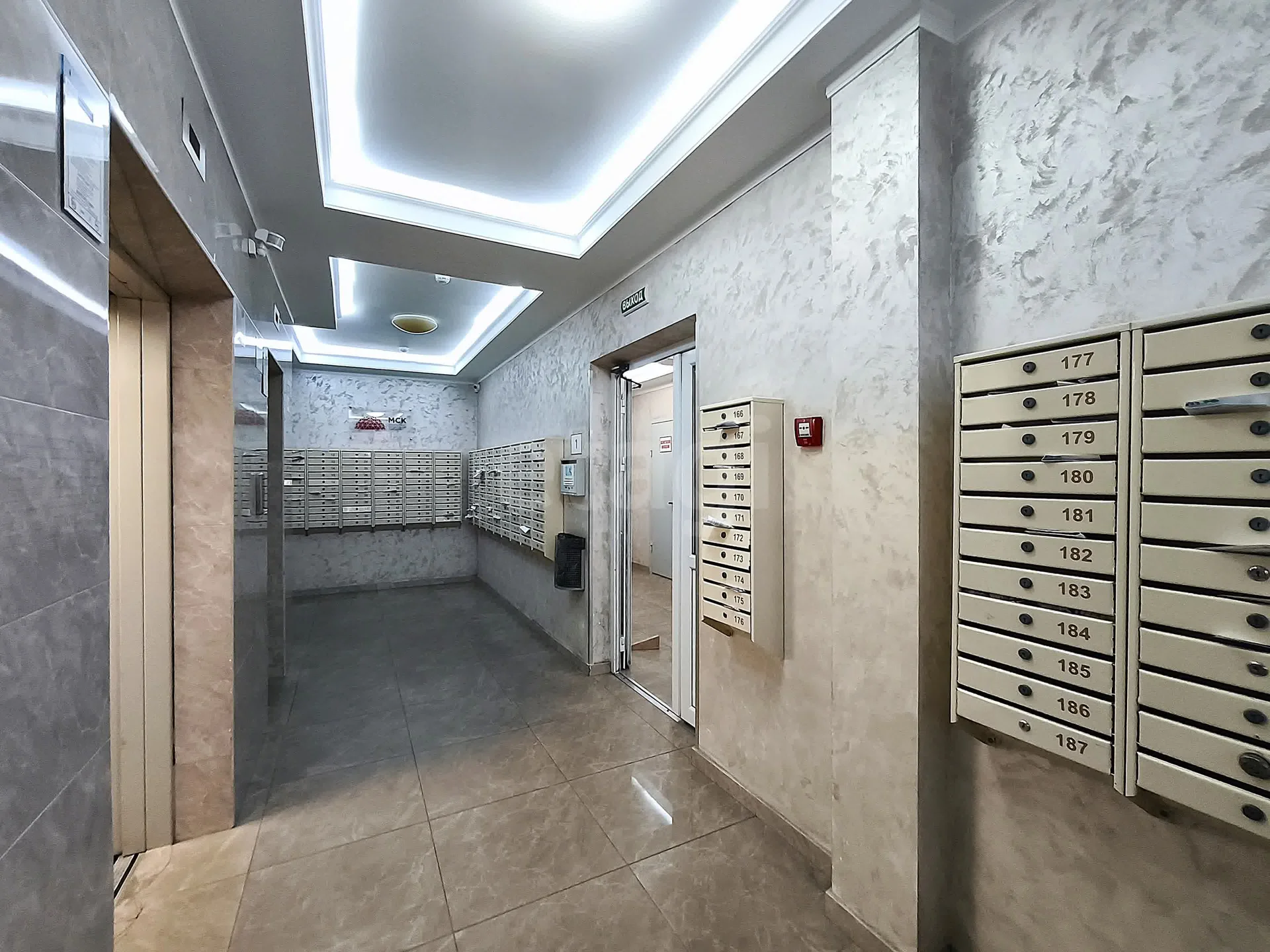 2-к квартира, 66.4м² (Гаражная улица, 107) - миниатюра 32
