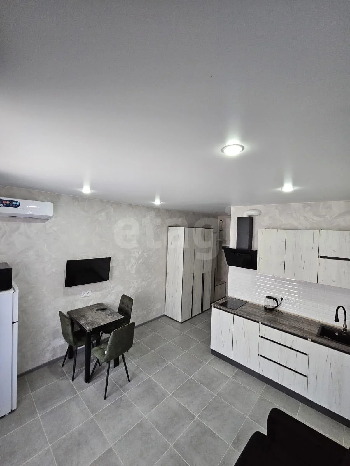 Студия, 21м² (улица Краеведа Соловьёва, 6к7) - миниатюра 3