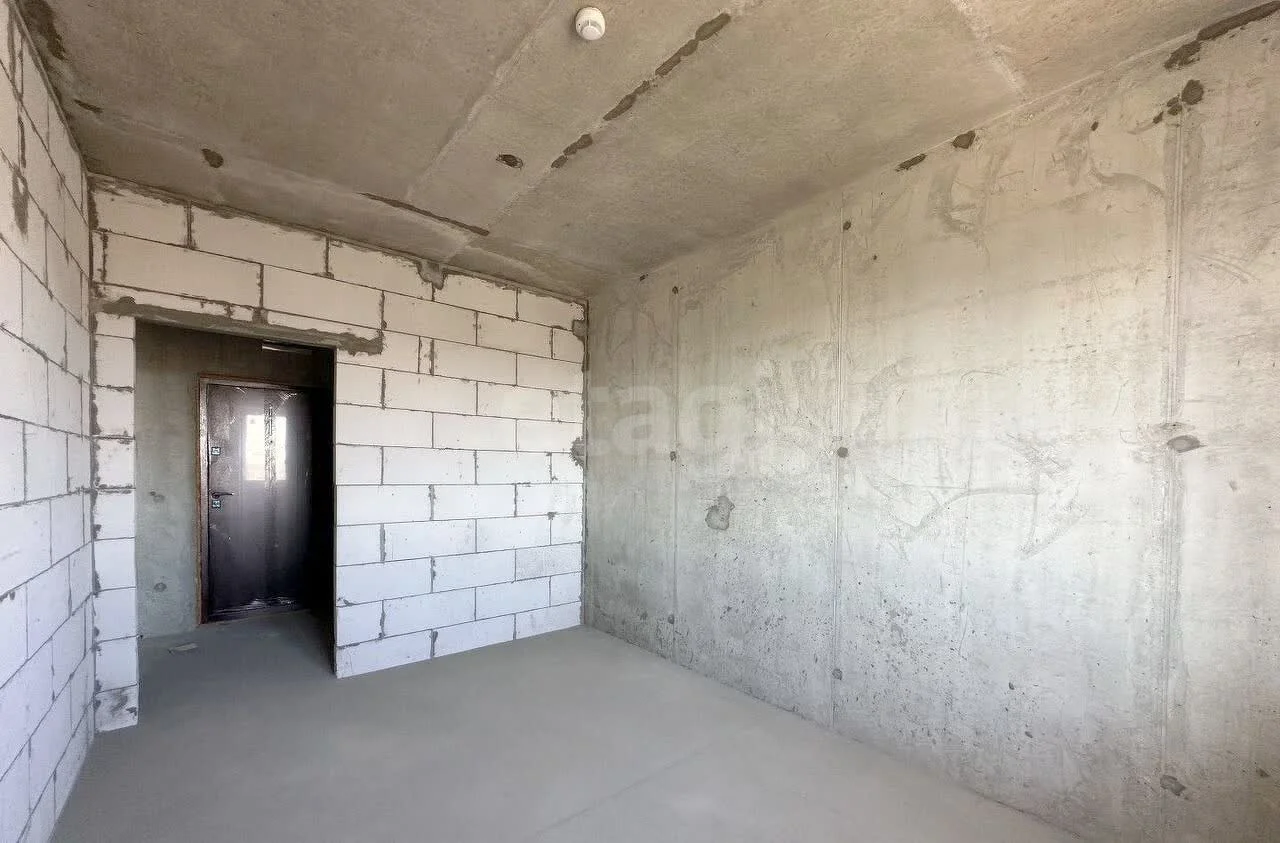 2-к квартира, 51.9м² (улица имени Дзержинского, 110а) - миниатюра 2