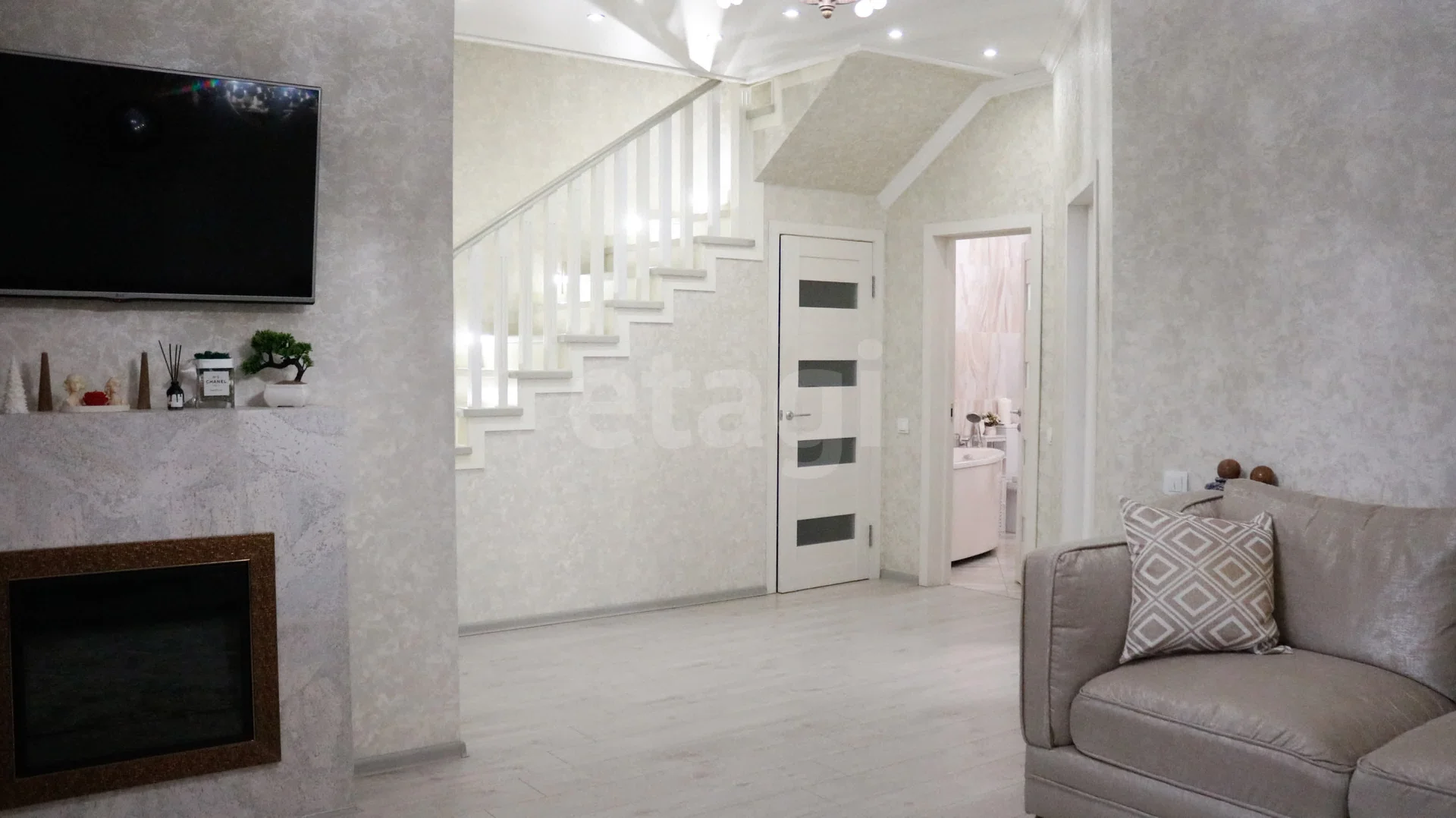 4-к+ квартира, 114.2м² (улица имени Академика Сахарова, 33к12) - миниатюра 9