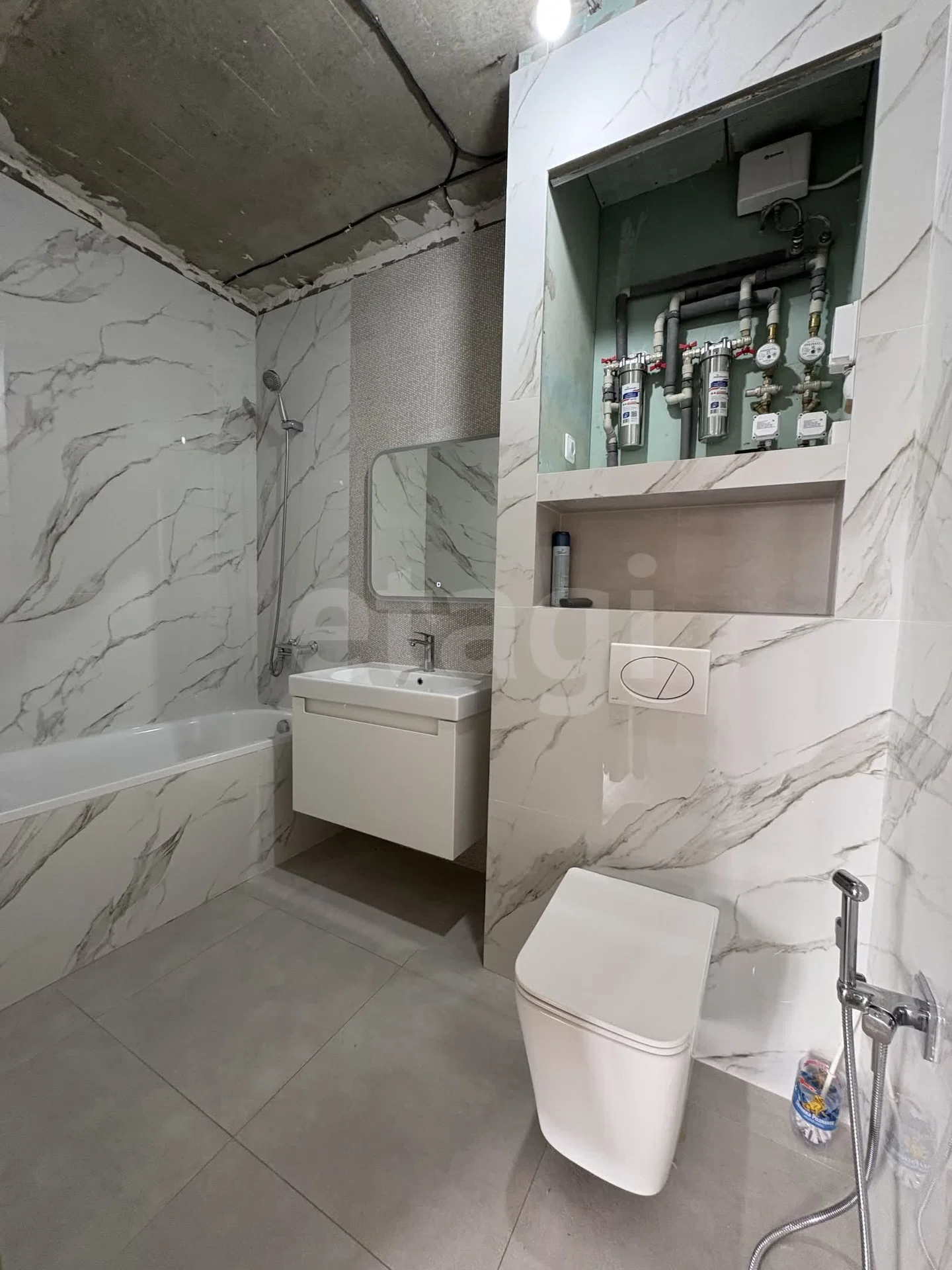 3-к квартира, 92.9м² (улица имени Валерия Гассия, 4/7к1) - миниатюра 16