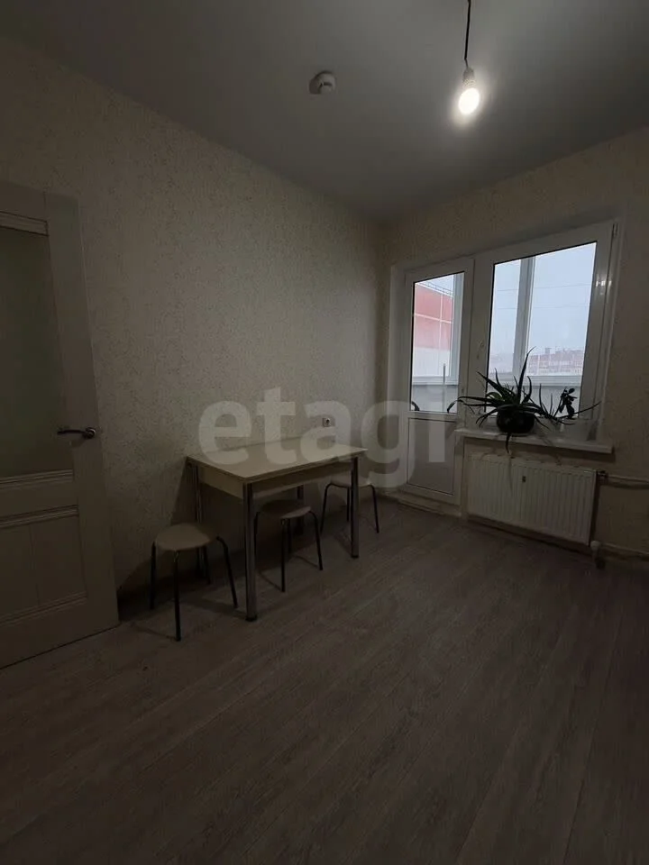 2-к квартира, 52.6м² (улица Героя А.А. Аверкиева, 15) - миниатюра 5