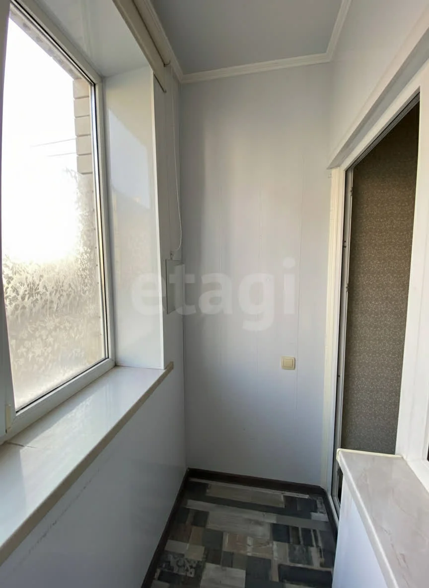 2-к квартира, 60.3м² (улица Краеведа Соловьёва, 2/2) - миниатюра 13