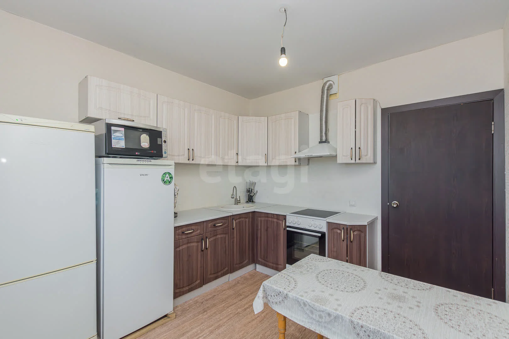 2-к квартира, 57.4м² (улица Героя Владислава Посадского, 28) - миниатюра 2